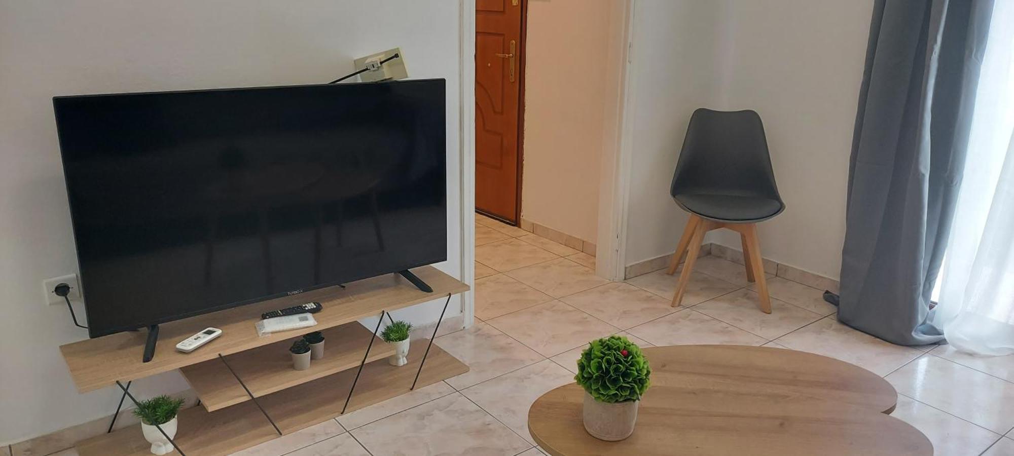 Diamond Apartment *