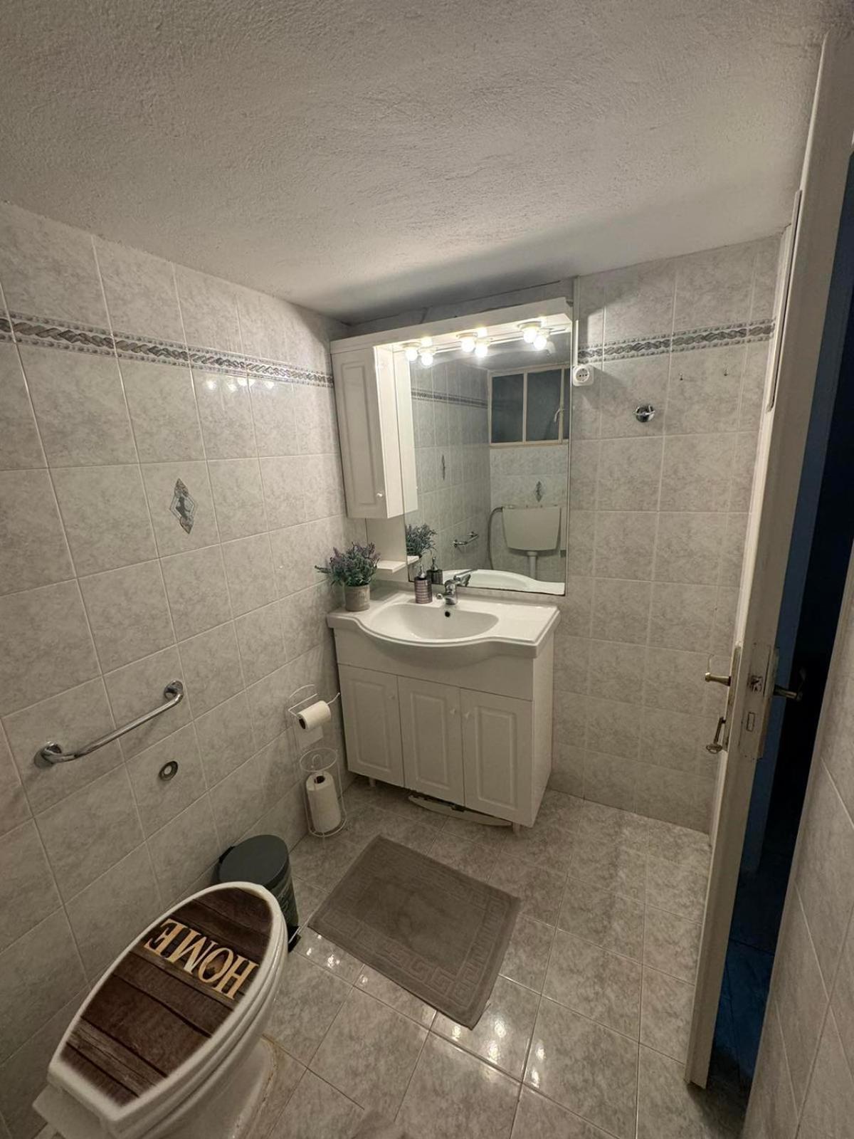 Diamond Apartment